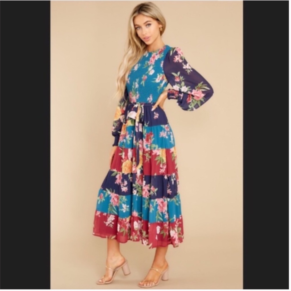 Red Dress Boutique Floral Print Maxi Dress NWT NIP